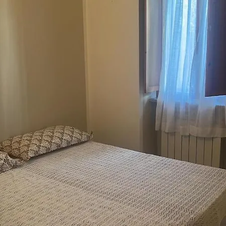 Lo Scoiattolo Bianco Massa (Tuscany)